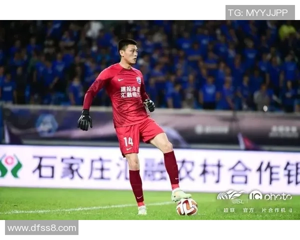 足球明星迎来20岁生日庆典球迷共庆青春岁月与辉煌未来